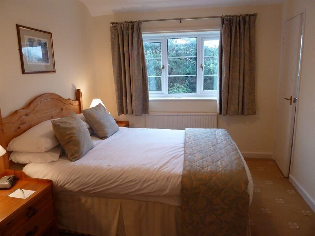 Apple Tree Hotel 3*