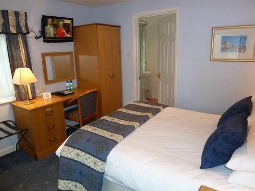 Apple Tree Hotel 3*